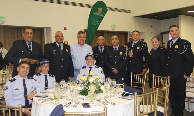 Alcald&iacute;a de Cali conmemor&oacute; los 51 a&ntilde;os del Cuerpo de Agentes de Tr&aacute;nsito de Santiago de Cali: un homenaje a la dedicaci&oacute;n y compromiso por la seguridad vial