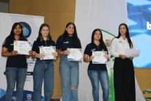 Cerca de 2000 becarios de Todas y Todos a Estudiar culminaron su nivelaci&oacute;n acad&eacute;mica
