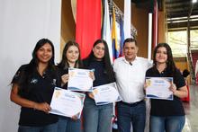 Cerca de 2000 becarios de Todas y Todos a Estudiar culminaron su nivelaci&oacute;n acad&eacute;mica