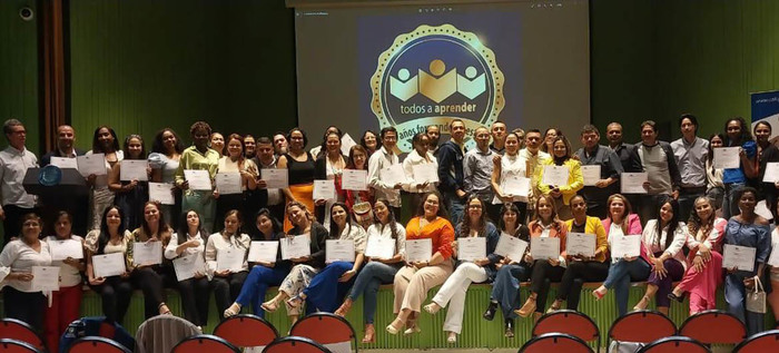 10 a&ntilde;os del Programa Todos a Aprender: Una d&eacute;cada de apoyo a la construcci&oacute;n de pa&iacute;s