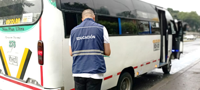 Sistema educativo oficial ya tiene operador de transporte escolar