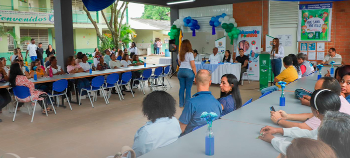 Comunidad educativa de Mariano Ramos recibi&oacute; oficialmente el nuevo comedor escolar