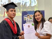38 beneficiarios de &lsquo;Todas y Todos a Estudiar&rsquo; se graduaron del Centro Internacional de Estudios Balbino Solano