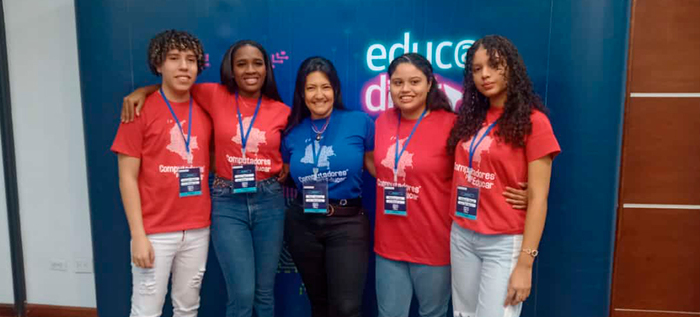 Proyecto de estudiantes cale&ntilde;os estuvo presente en el Market Lab Pac&iacute;fico