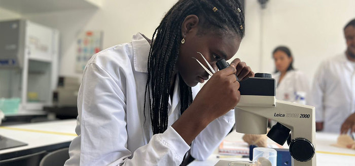 Ang&eacute;lica Caicedo Qui&ntilde;ones, joven promesa de la ingenier&iacute;a biom&eacute;dica y el atletismo