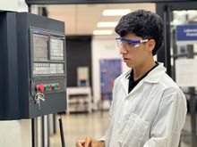 Becario de Todas y Todos a Estudiar encuentra su pasi&oacute;n en la ingenier&iacute;a mec&aacute;nica