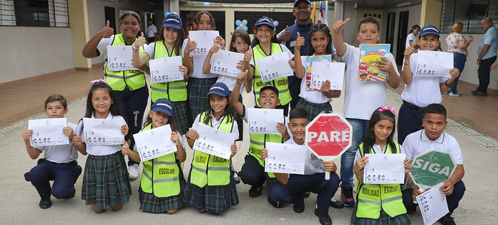 Cali tiene nuevos patrulleros escolares