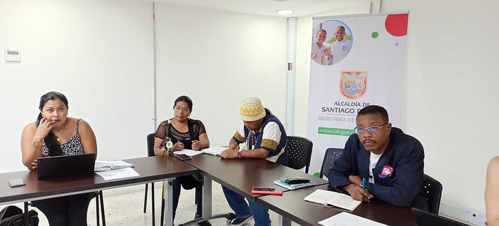 Secretar&iacute;a de Educaci&oacute;n adelant&oacute; mesa de trabajo con l&iacute;deres ind&iacute;genas para hablar de etnoeducaci&oacute;n