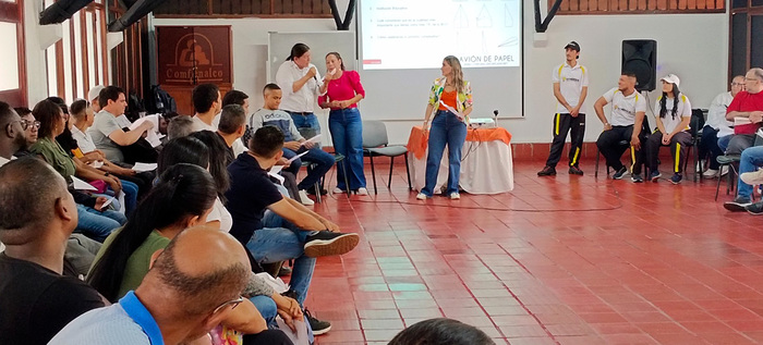Gobierno Nacional socializar&aacute; nuevas directrices del modelo de atenci&oacute;n en salud de los docentes y sus familias