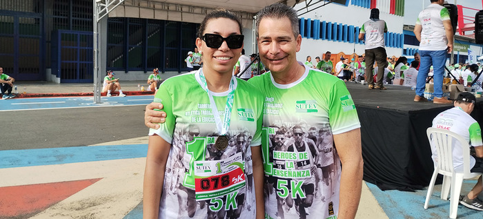 &Eacute;xito total en la primera carrera atl&eacute;tica de los trabajadores de la educaci&oacute;n &lsquo;H&eacute;roes de la Ense&ntilde;anza&rsquo;