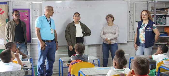 IEO Navarro recibi&oacute; la visita de la Secretaria de Educaci&oacute;n