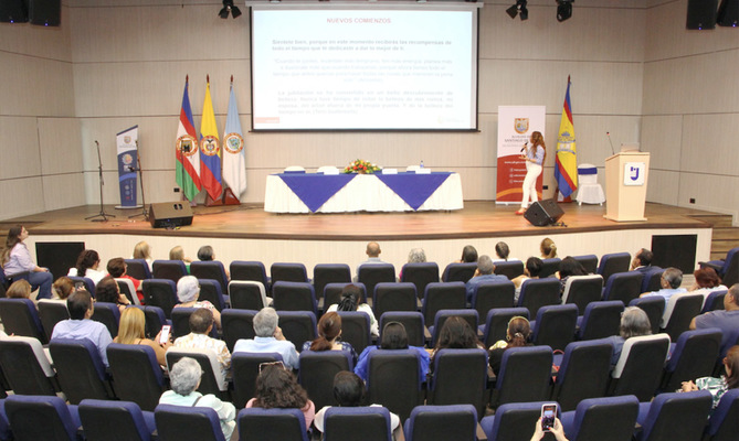La Secretar&iacute;a de Educaci&oacute;n reconoce la trayectoria de funcionarios desvinculados