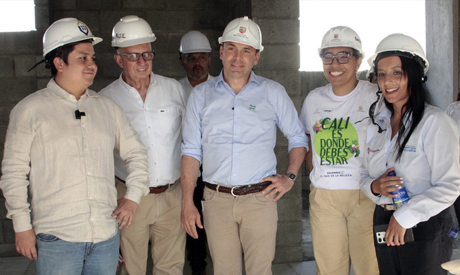 Alcalde de Cali y delegado del Gobierno Nacional visitaron obras de infraestructura escolar, pr&oacute;ximas a inaugurar, que beneficiar&aacute;n a cerca de 4000 estudiantes