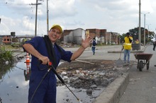 EDRU sigue interviniendo puntos cr&oacute;nicos de basuras en el centro de Cali