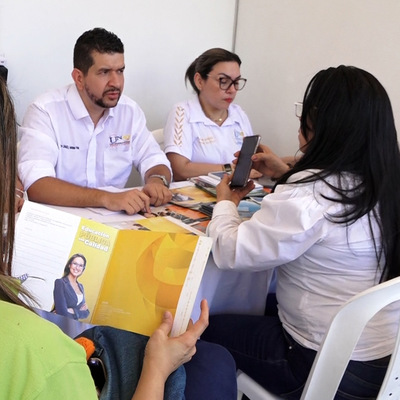 La educaci&oacute;n superior presente en la oferta de Gobierno al Barrio