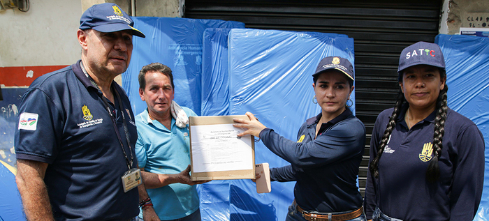 Alcald&iacute;a de Cali entreg&oacute; ayudas humanitarias a familias afectadas por incendio en Los Chorros