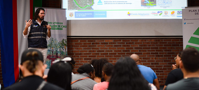 Con m&aacute;s huertas urbanas, en el Plan Jarill&oacute;n se pasa de la protesta a la propuesta