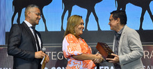 Trayectoria period&iacute;stica fue homenajeada en los Premios &lsquo;Alfonso Bonilla Arag&oacute;n&rsquo;