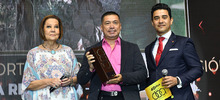 Trayectoria period&iacute;stica fue homenajeada en los Premios &lsquo;Alfonso Bonilla Arag&oacute;n&rsquo;