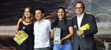 Trayectoria period&iacute;stica fue homenajeada en los Premios &lsquo;Alfonso Bonilla Arag&oacute;n&rsquo;