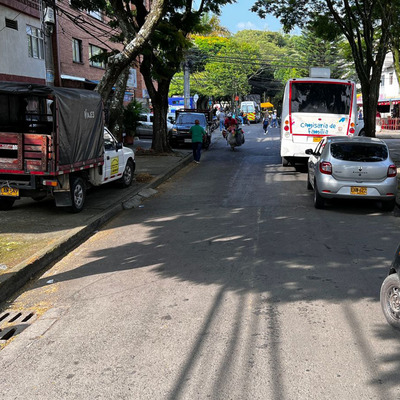 Renuevan v&iacute;as de la comuna 17 con &lsquo;Gobierno al Barrio&rsquo;