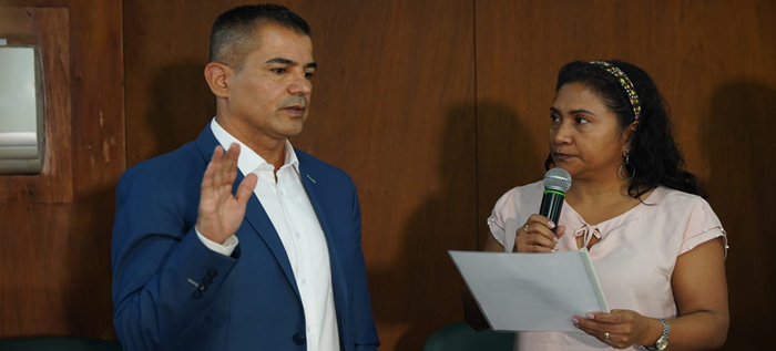 Se posesion&oacute; en propiedad el Gerente de Emcali