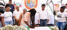 Se develaron los monumentos en honor a los j&oacute;venes asesinados en Llano Verde