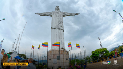 Sus monumentos