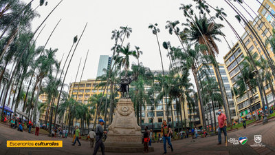 Sus monumentos