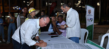 Firmado Pacto de Gobernanza por la recuperaci&oacute;n de la Plaza de Cayzedo