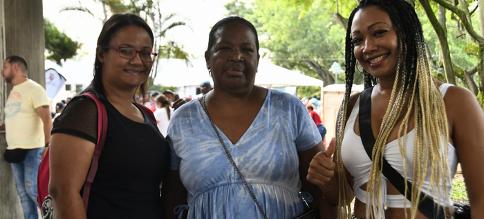 Primer encuentro de Vendedores Informales cale&ntilde;os  