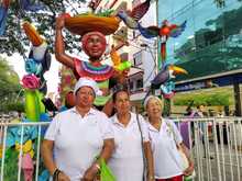 Visitantes del Valle se maravillan con el alumbrado cale&ntilde;o