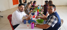 Funcionarios del Gabinete Distrital alentaron a j&oacute;venes barristas del comedor comunitario Pal Barrio Ra&iacute;ces