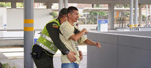 Cale&ntilde;os valoran de manera positiva presencia de la Polic&iacute;a en las estaciones del MIO