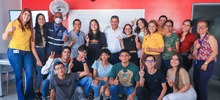 J&oacute;venes cale&ntilde;os avanzan hacia su meta de ser biling&uuml;es con el programa Todas y Todos a Estudiar Ingl&eacute;s