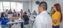 J&oacute;venes cale&ntilde;os avanzan hacia su meta de ser biling&uuml;es con el programa Todas y Todos a Estudiar Ingl&eacute;s