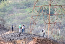 Alentadora jornada para sofocar incendio forestal