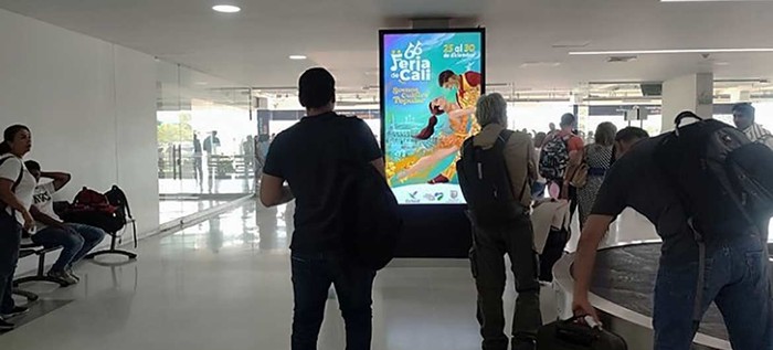 En el aeropuerto Bonilla Arag&oacute;n, la publicidad digital de Feria de Cali atrae a los viajeros
