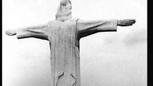 Cristo Rey abraza su historia por lo alto