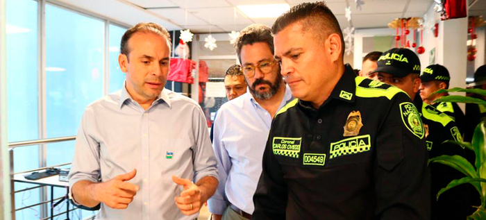 Alcalde Eder anuncia presencia en la calle, de la Polic&iacute;a