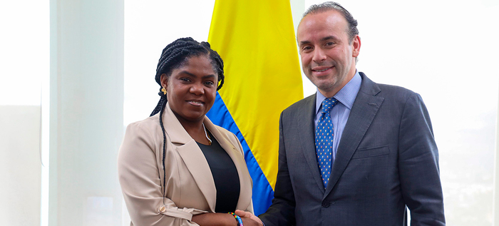 Vicepresidenta y ministra, Francia M&aacute;rquez, acuerda con alcalde Alejandro Eder, impulsar proyectos de equidad e inclusi&oacute;n en favor de la mujer y la juventud en Cali