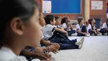Ni&ntilde;as y ni&ntilde;os de Manuela Beltr&aacute;n recibieron a Hacienda con alegr&iacute;a