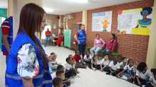 Ni&ntilde;as y ni&ntilde;os de Manuela Beltr&aacute;n recibieron a Hacienda con alegr&iacute;a