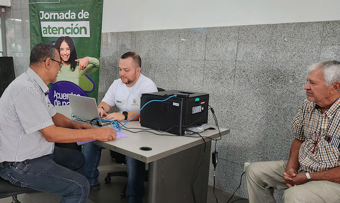 Hacienda Cali activa nuevo punto de atenci&oacute;n para realizar acuerdos de pago en la Oficina de Instrumentos P&uacute;blicos