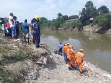 B&uacute;squeda en r&iacute;o 05