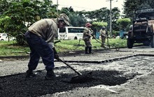 Simon Bolivar  carril auxiliar con 67 b 85