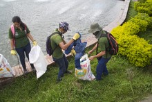 Jornada de limpieza de la Fuente de Miami 08