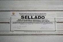 Sellan bar swinger 01