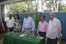  Gobierno Armitage enfoca su programa de inversi&oacute;n social en la educaci&oacute;n