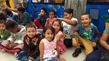 380 Ni&ntilde;os de zonas vulnerables de Cali disfrutaron de una ma&ntilde;ana de cine